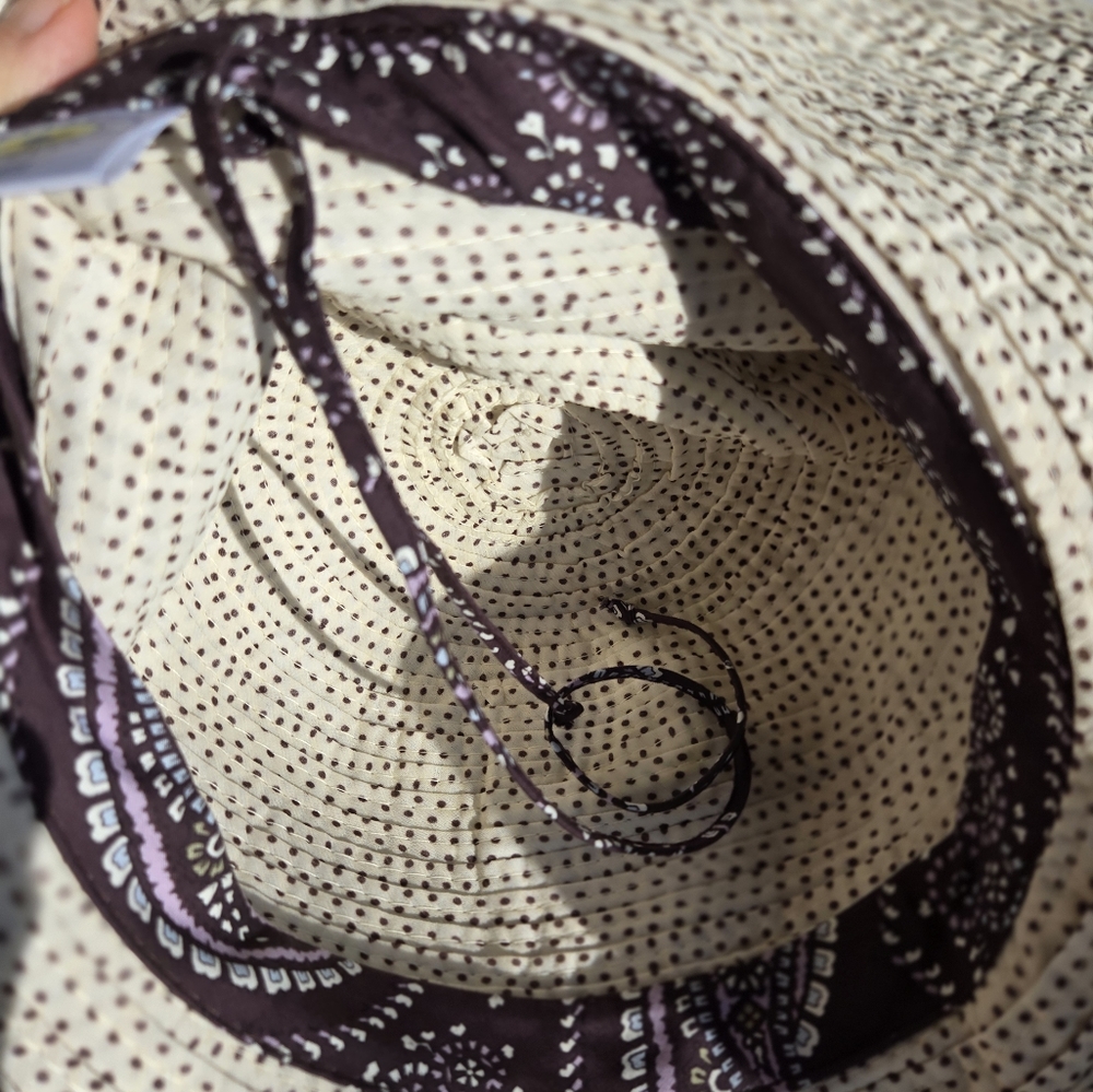 Wallaroo Beige Polka Dot Sun Hat - Picture 3 of 11